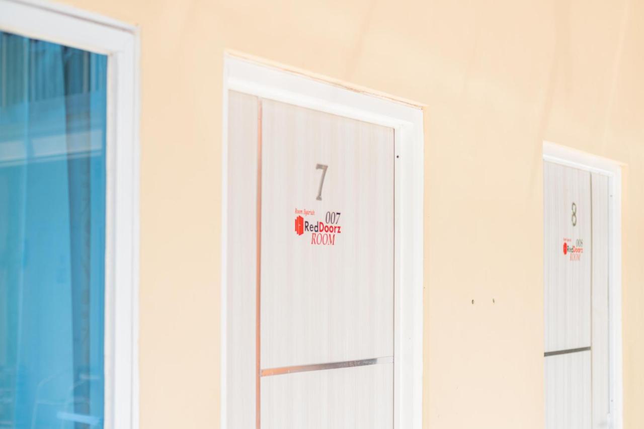 Reddoorz Syariah At Winong Nganjuk Hotel Exterior foto